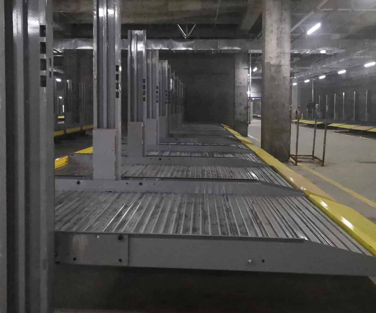 雙柱簡易升降類機械立體停車設(shè)備二手.jpg